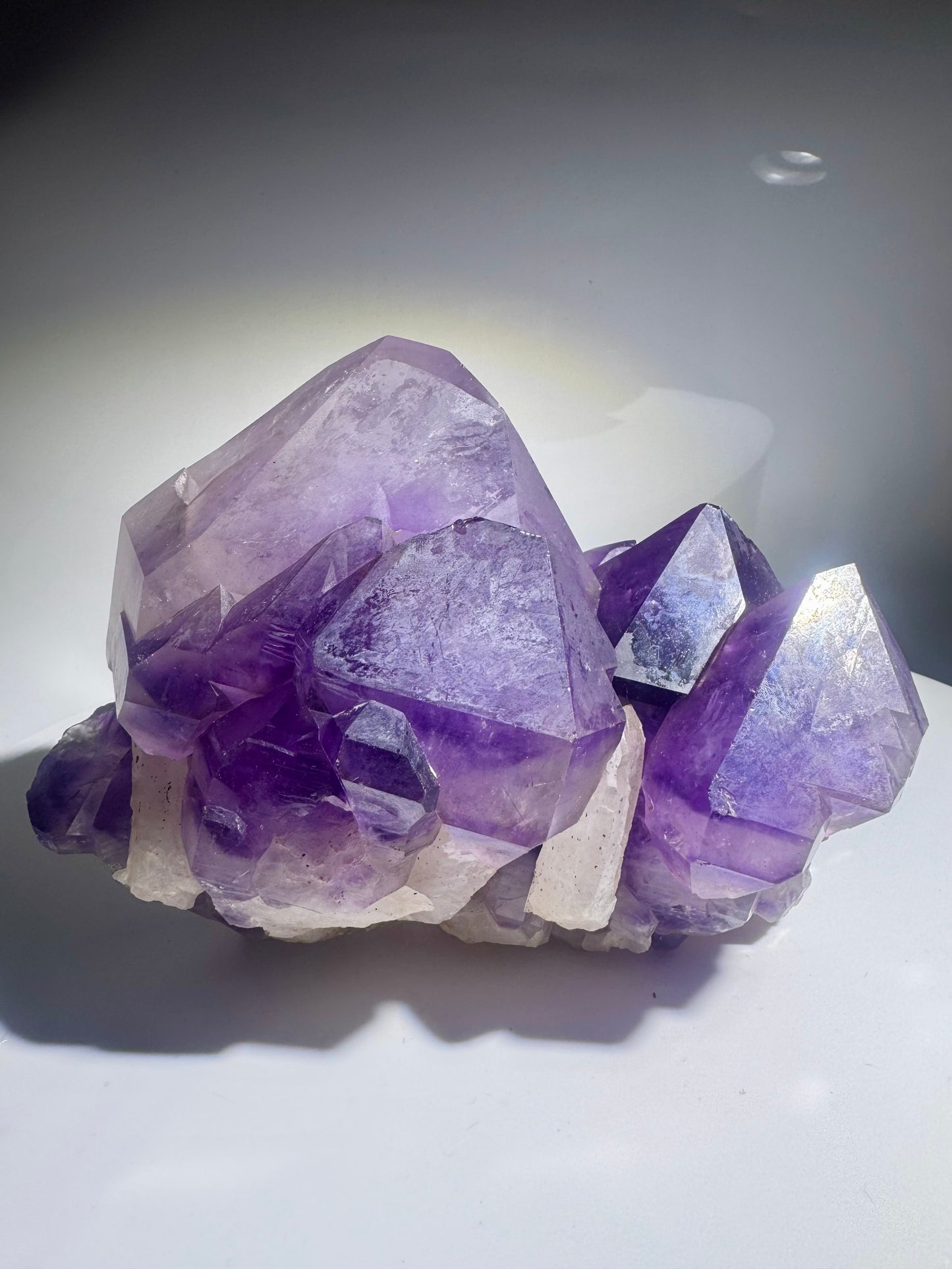 Exklusiver Kongo-Amethyst 17 cm – Kraftvolle Spitzen in Premium Qualität 💜
