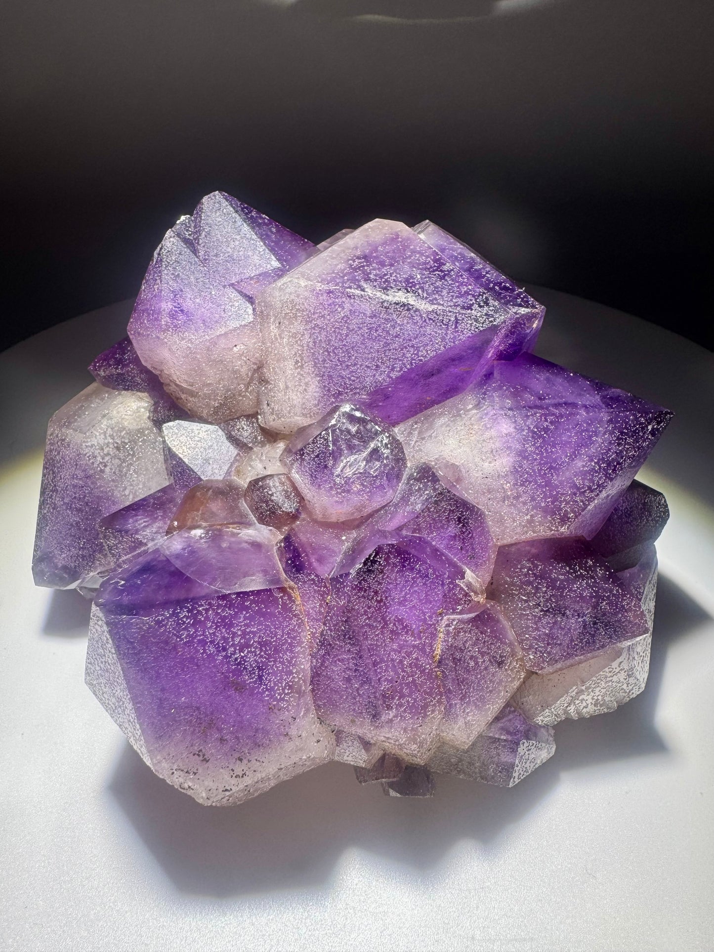Kongo-Amethyst 14,5 × 8,5 cm – Majestätische Kristallstruktur mit Tiefe 💜