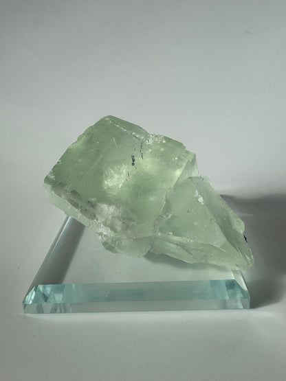 Wunderschöner Phantom Glas-Fluorit - 7.3cm, 281g