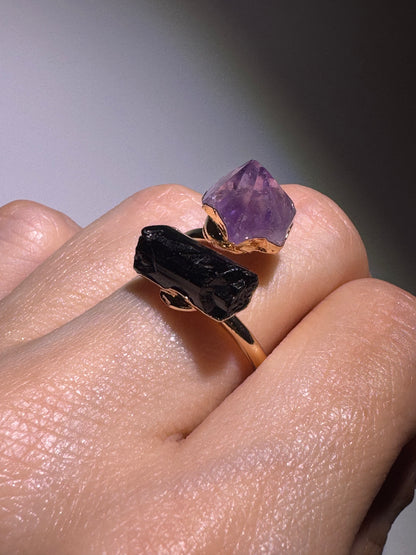 Eleganter grössenverstellbarer Ring mit Amethyst & schwarzem Tourmalin