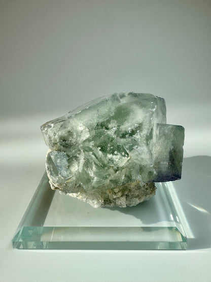 Wunderschöner Fluorit - 7.3cm, 347g