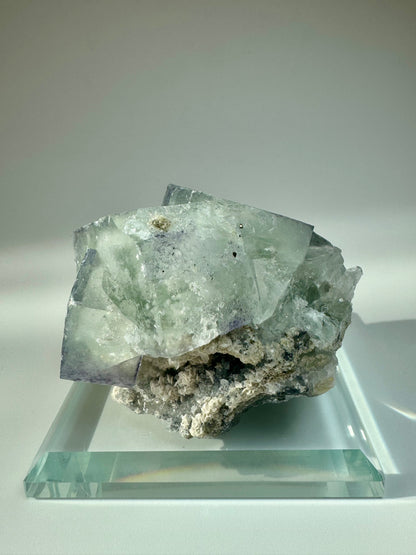 Wunderschöner Fluorit - 7.3cm, 347g