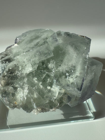Wunderschöner Fluorit - 7.3cm, 347g