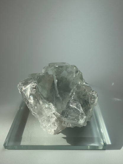 Magnifique fluorite en verre 1 A avec arc-en-ciel - 6,5 cm, 258 g