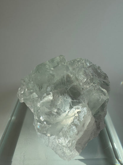 Magnifique fluorite en verre 1 A avec arc-en-ciel - 6,5 cm, 258 g