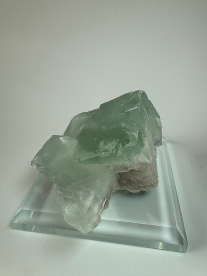 Exklusiver Glas Fluorit mit Phantom - 7.2cm, 212g