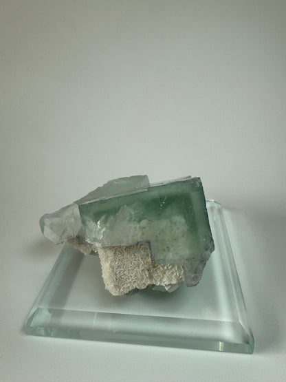 Exklusiver Glas Fluorit mit Phantom - 7.2cm, 212g