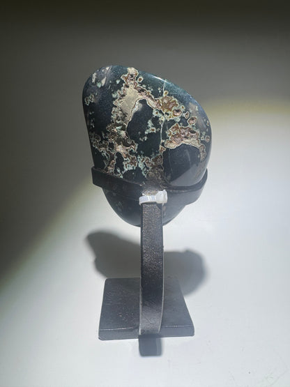 Seltener grüner Rainbow Amethyst aus Uruguay