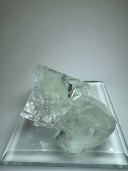 Absolut perfekter hochwertiger Glas-Fluorit - 7.2cm, 139g