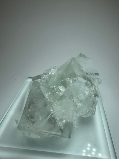 Absolut perfekter hochwertiger Glas-Fluorit - 7.2cm, 139g