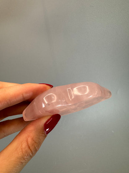 Juicy Lips aus Rosenquarz - 7.5cm, 85g