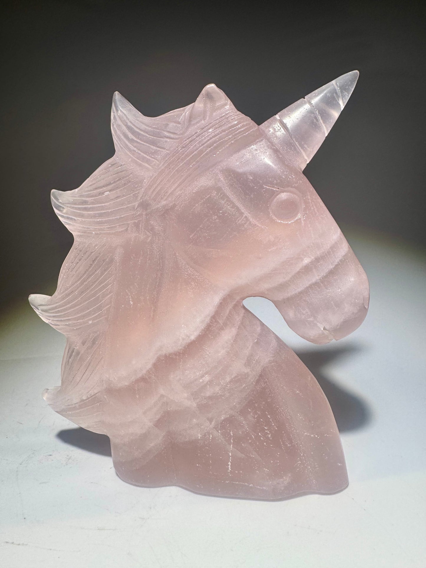 Rose quartz unicorn – symbol of love, magic & gentle energy 💗