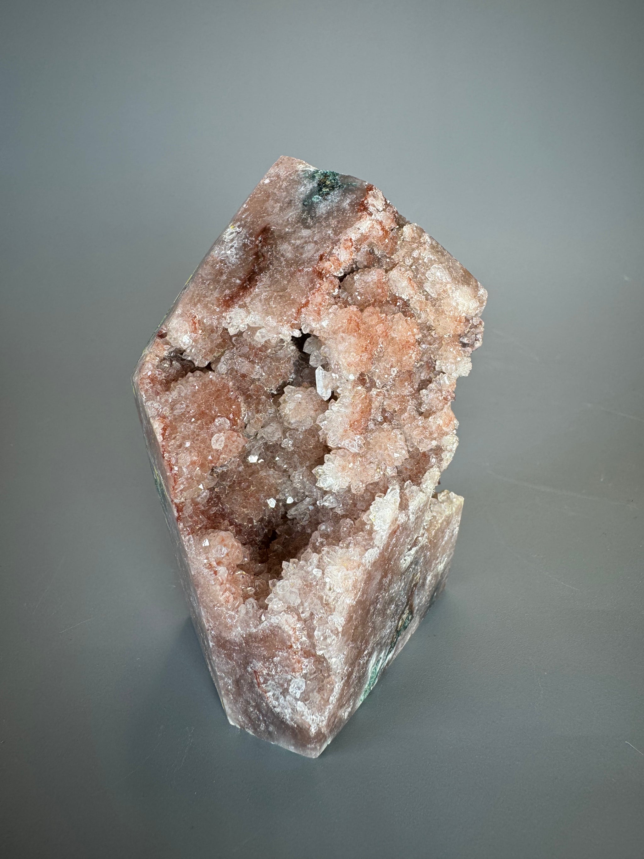 Pink Amethyst Spitze aus Brasilien – 9 cm, 492 g – zart & kraftvoll 💗