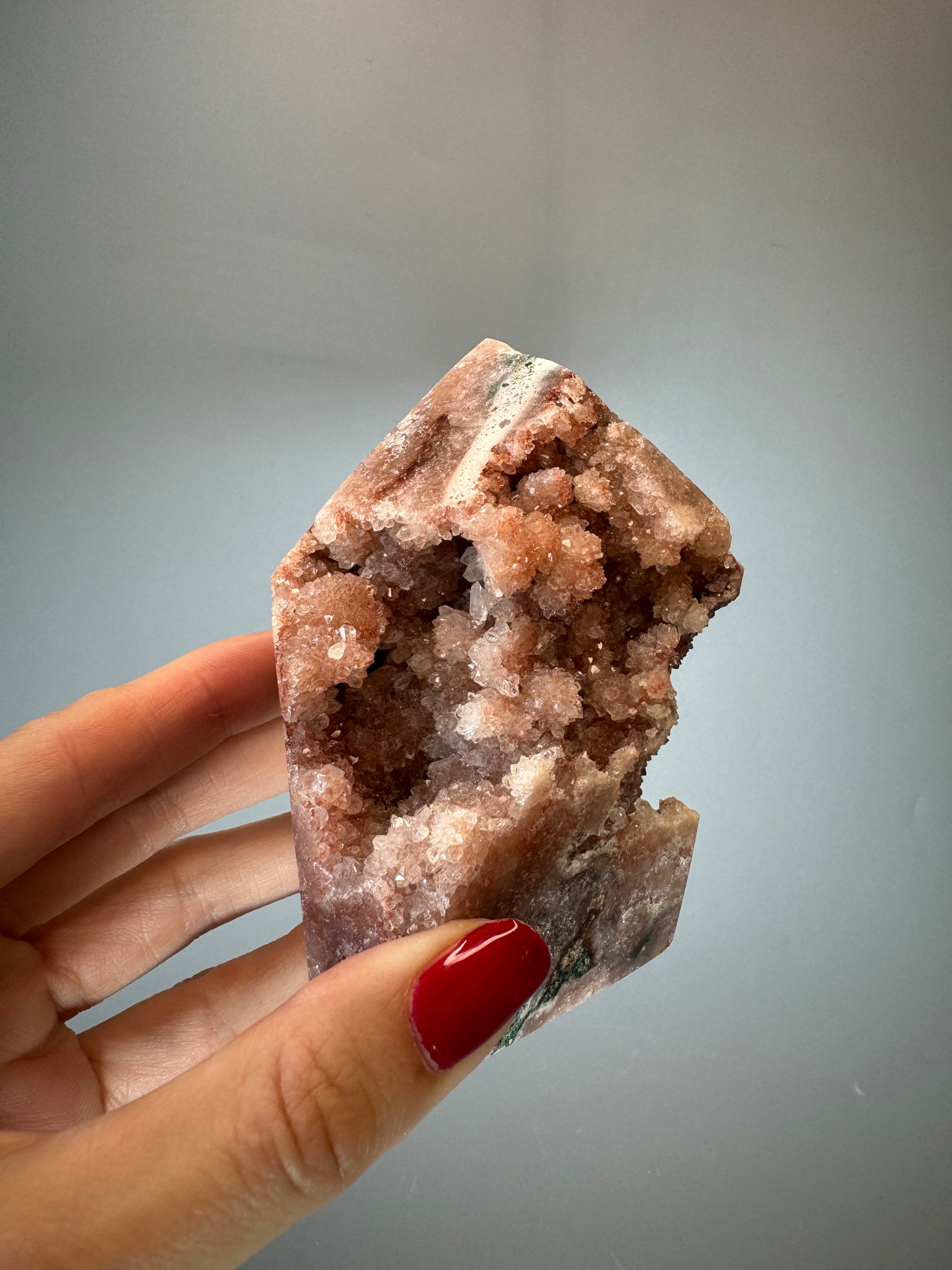 Pink Amethyst Spitze aus Brasilien – 9 cm, 492 g – zart & kraftvoll 💗