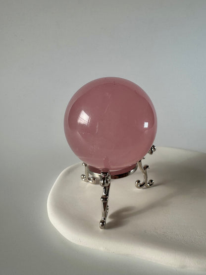 Wunderbare Rosenquarz Kugel 💞 - 5cm, 174g
