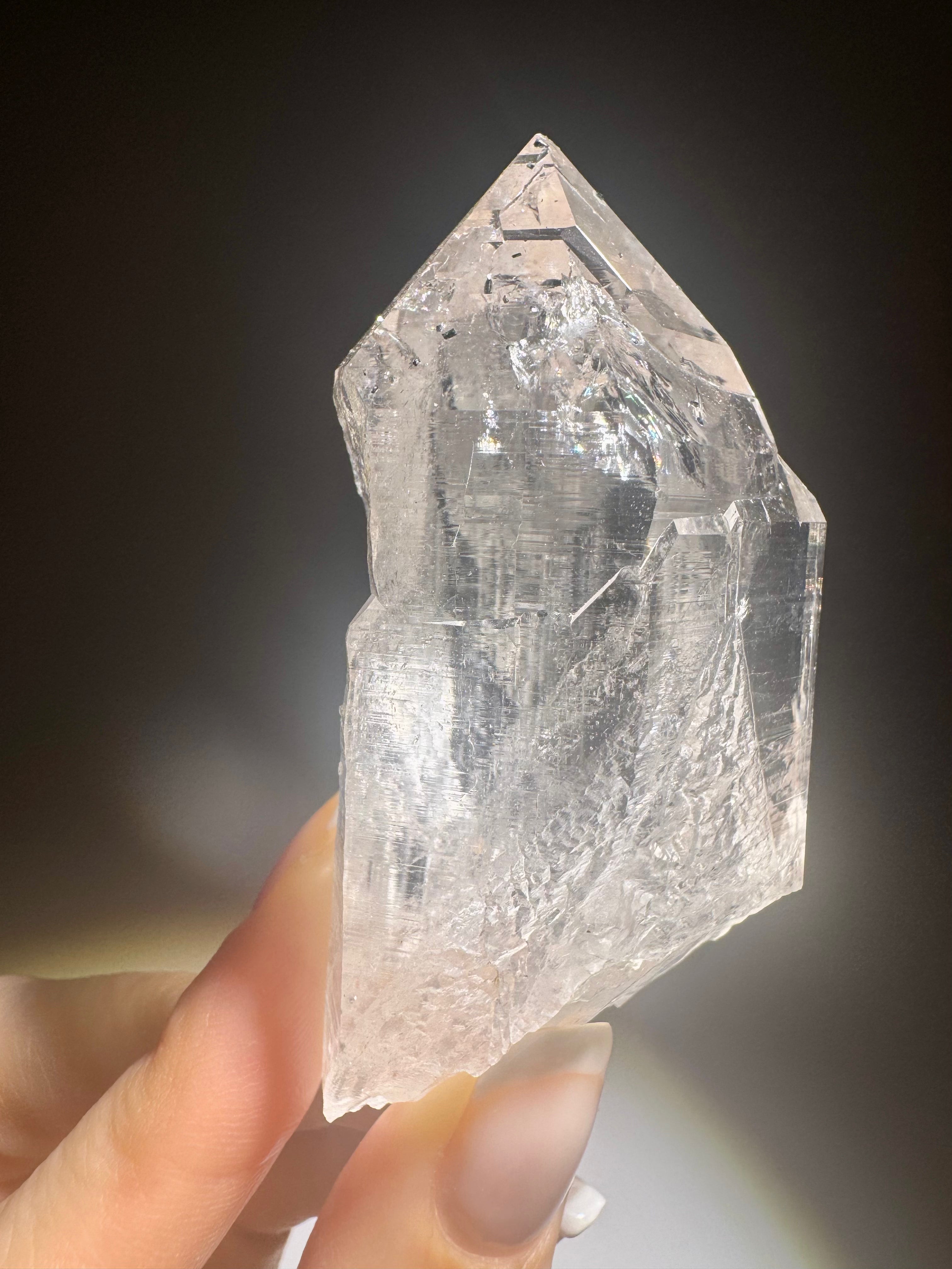 Himalaya Quarz Kristallspitze – 7,3 cm, 110 g – funkelt wie ein Diamant