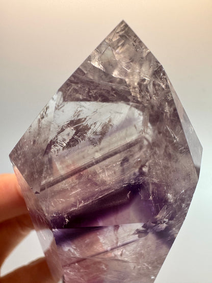 Améthyste fantôme (ultra claire) 💜 - 8,9 cm, 161 g