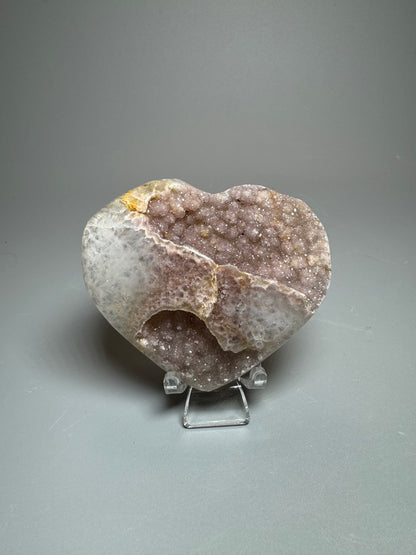 Süsses rosa Rainbow Amethyst Herz - 7cm, 135g
