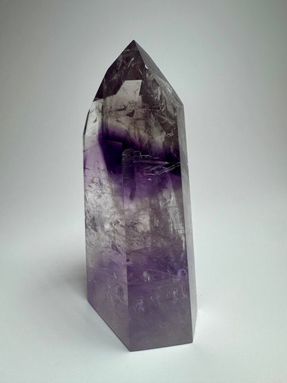 Améthyste fantôme avec arc-en-ciel (ultra claire) 💜 - 9,9 cm, 221 g