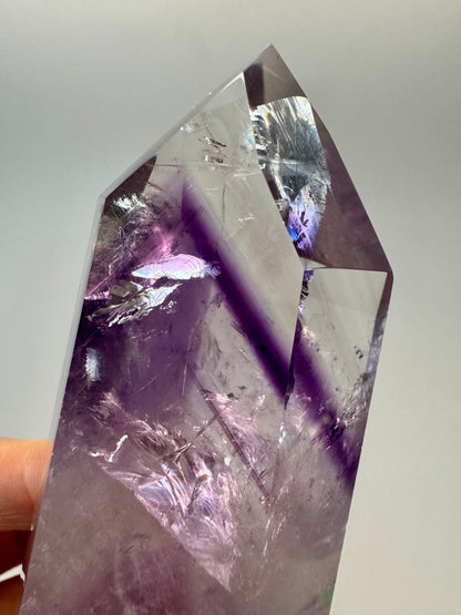 Améthyste fantôme (ultra claire) 💜 - 8,5 cm, 148 g