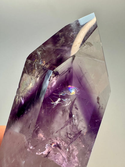 Améthyste fantôme (ultra claire) 💜 - 8,5 cm, 148 g