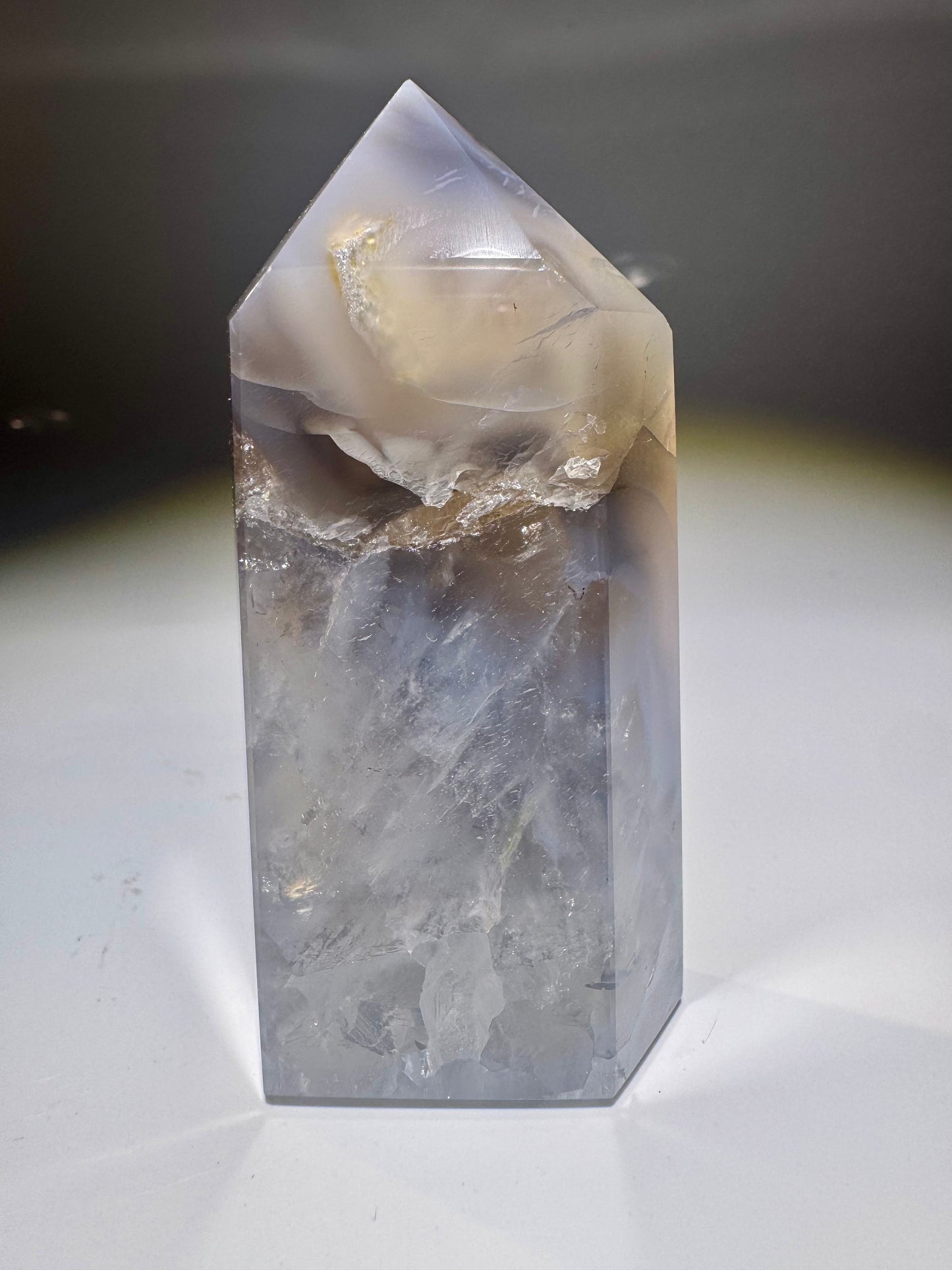Achatspitze 7.5 cm 💎 mit funkelnden Kristallen & Transparenz