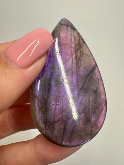 Bezaubernder pink/violetter Labradorit 💖 - 5.6cm