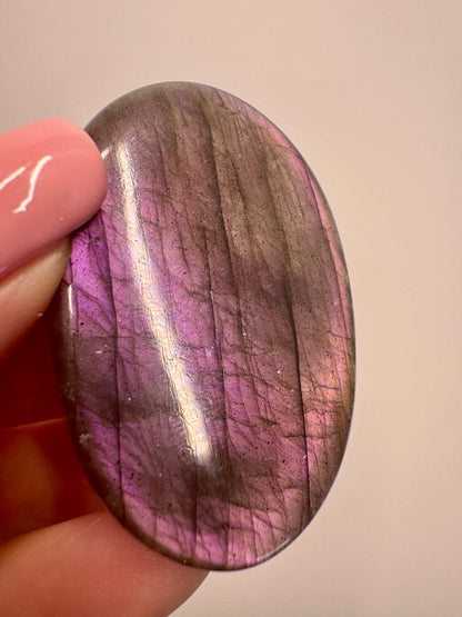 Wunderschöner pinker Labradorit 💖 - 4.5cm