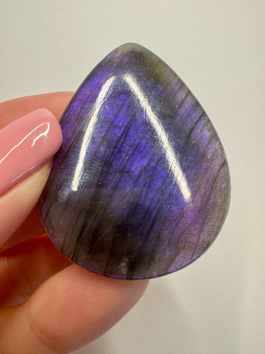 Faszinierend schöner blau/violetter Labradorit 💖 - 4.4cm
