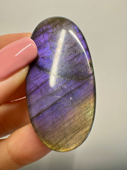 Bezaubernder gold/violetter Labradorit 💖 - 5cm