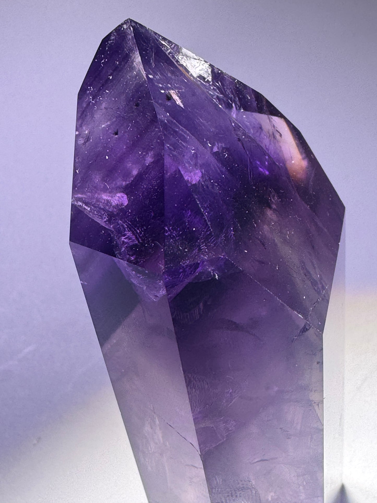 Ametrinspitze 8,5 cm – klarer Amethyst-Citrin Kristall aus Brasilien mit Phantomen – 147 g