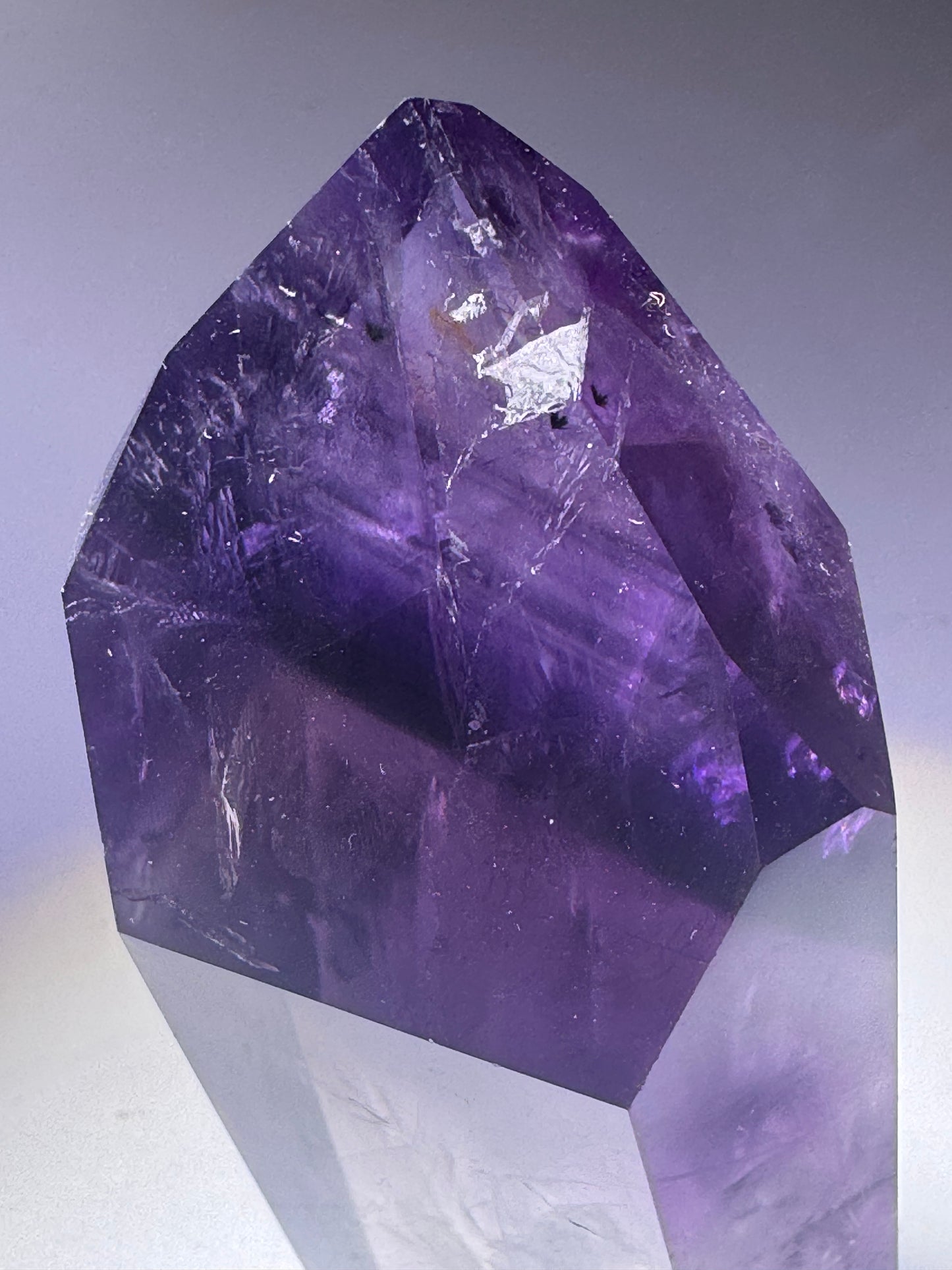 Ametrinspitze 8,5 cm – klarer Amethyst-Citrin Kristall aus Brasilien mit Phantomen – 147 g