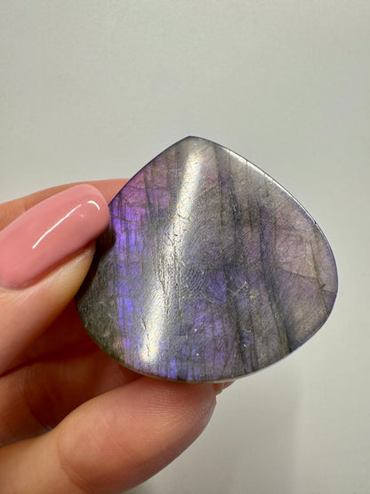 Sehr schöner blau/violetter Labradorit 💜 - 3.9cm