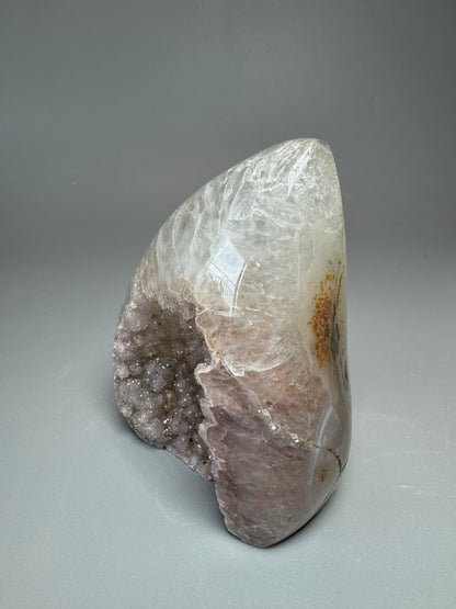 Funkelnde rosa Rainbow Amethyst Flamme aus Uruguay - 9cm, 359g