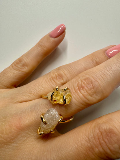 Bezaubernder Ring mit rohem Citrin 💛 (grössenverstellbar)