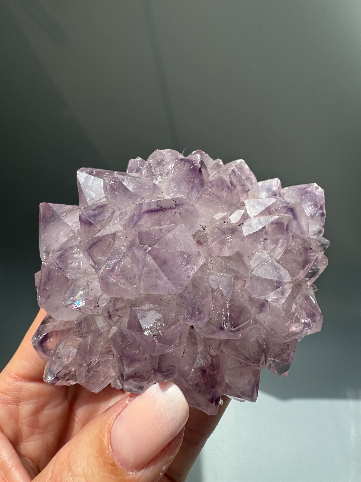 Fiore di ametista color lavanda 7,8 cm dall'Uruguay – Stalattite unica