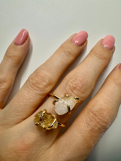 Bezaubernder Ring mit rohem Citrin 💛 (grössenverstellbar)