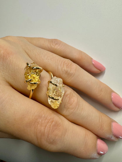 Bezaubernder Ring mit rohem Citrin 💛 (grössenverstellbar)
