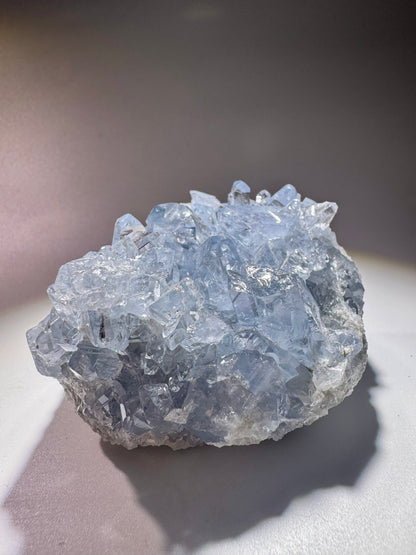 Celestin Stufe aus Madagaskar  Klar & funkelnd – Museumsqualität 7.7cm