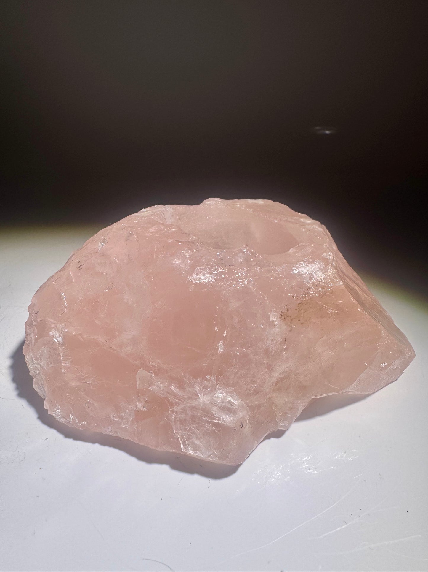 Rosenquarz Teelicht 13cm – Natürlich & Lichtvoll | Sanfte Energie ✨