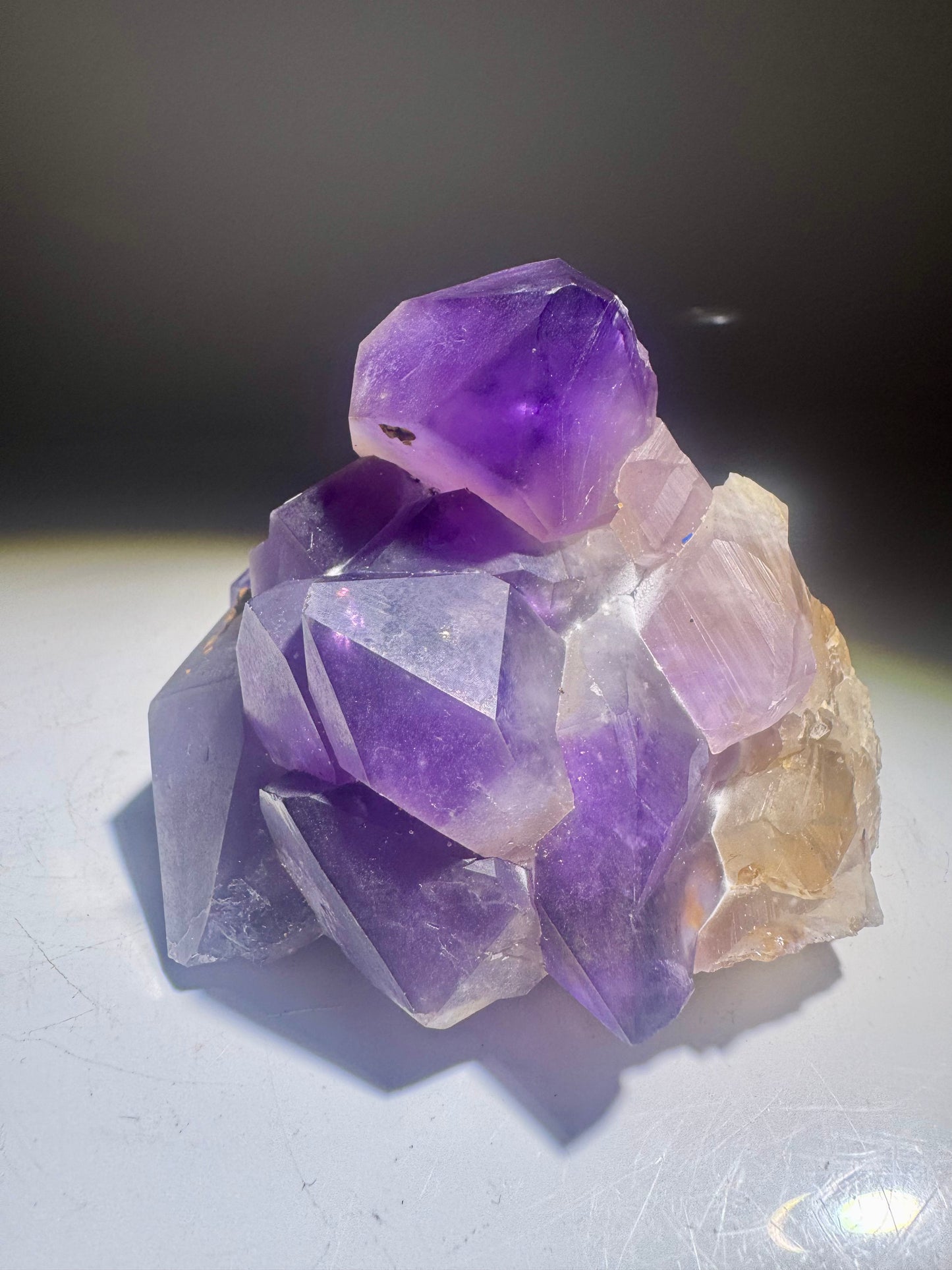 Charakterstarker Kongo-Amethyst – Natürliche Kristallarchitektur 💜