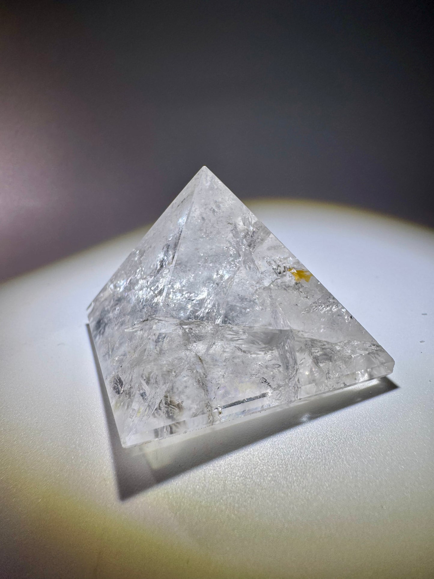 Bergkristallpyramide 4.2 cm – Extra klarer Quarz aus Brasilien mit Lichtenergie 💎✨
