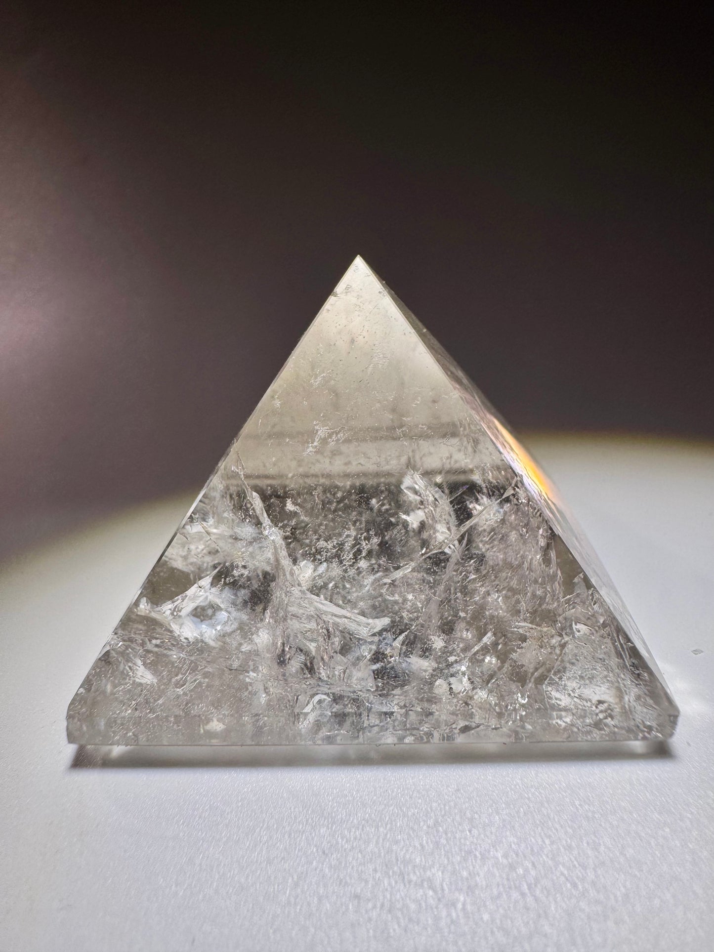 Bergkristallpyramide 4.7 cm – Extra klarer Quarz aus Brasilien mit Lichtenergie 💎✨