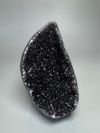 Seltener schwarzer Amethyst  - 13.5cm, 824g