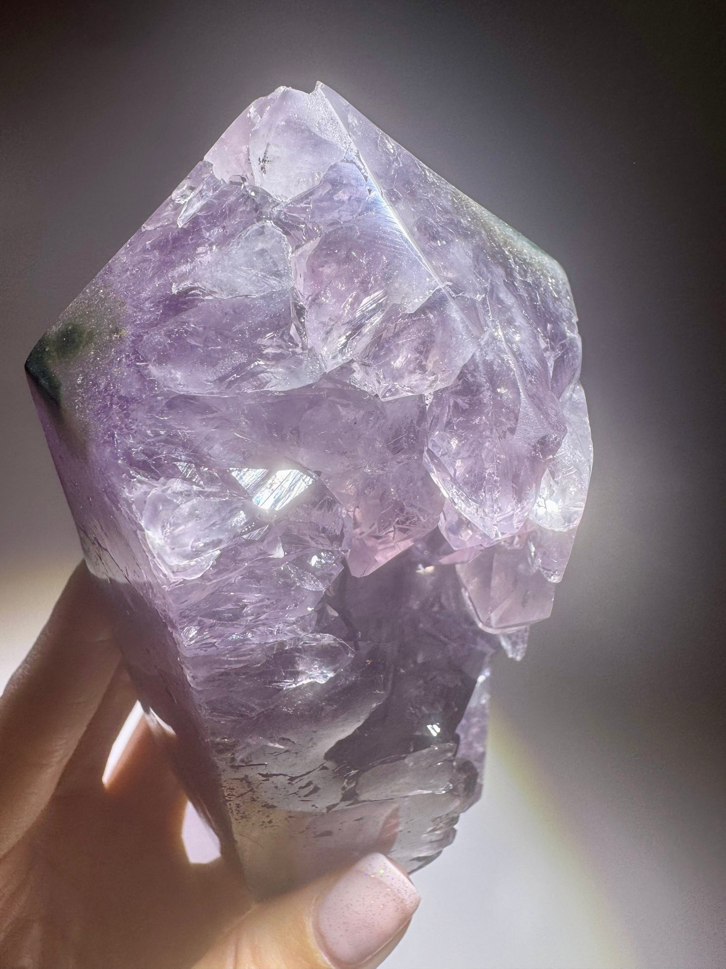 Bezaubernde Amethystspitze aus Uruguay – 13.5 cm | Extra klare Kristalle, 1A-Qualität, Naturstruktur 💜