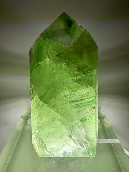 High Quality klare Fluorit Spitze - 8.5cm