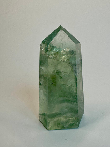 Ultra klare Fluorit Spitze - 7.5cm