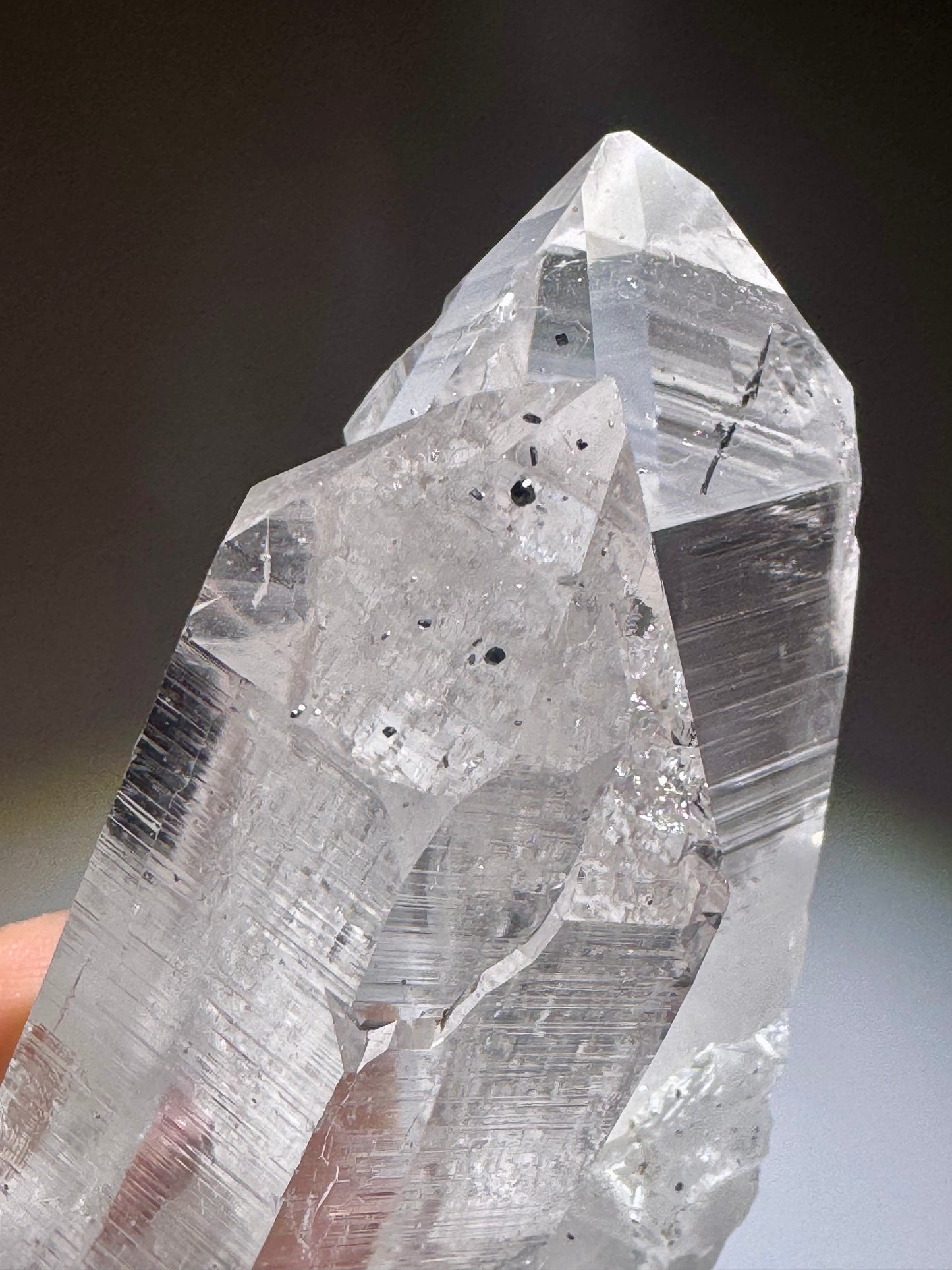 Himalaya Doppelspitze 7.2 cm – klarer Quarzkristall aus Pakistan in Topqualität 💫