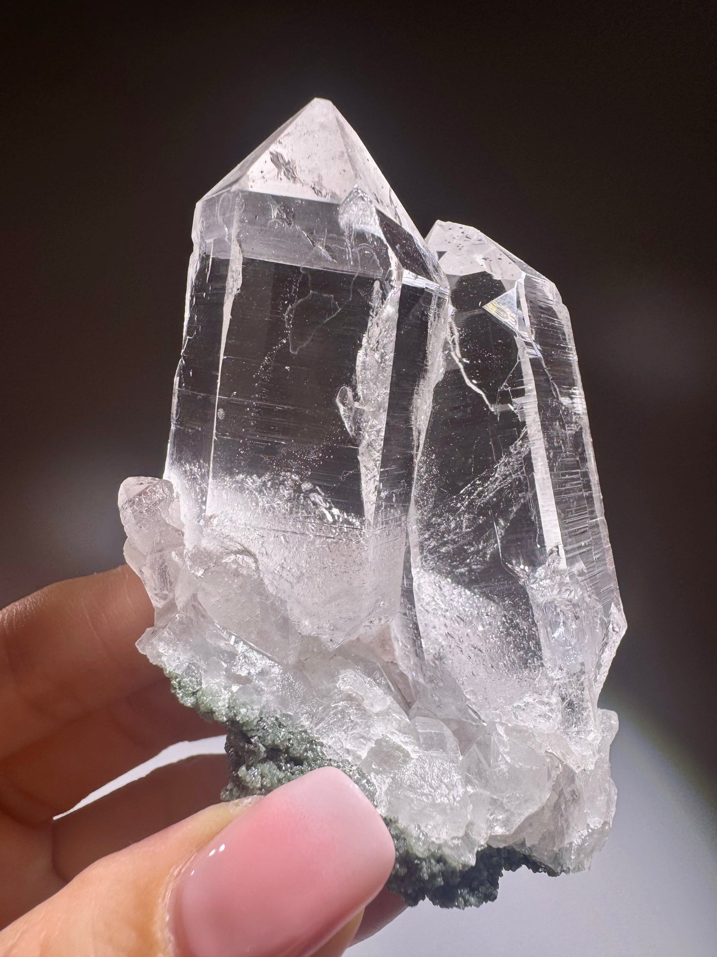 Himalaya Doppelspitze 7.2 cm – klarer Quarzkristall aus Pakistan in Topqualität 💫