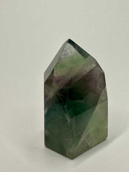 Exklusive klare Fluorit Spitze - 4.8cm